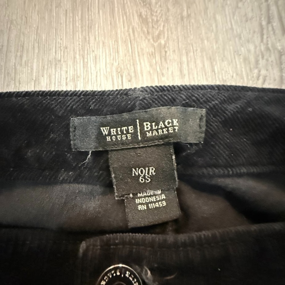 White‎ House Black Market Corduroy Women's Black Slim Leg Pants Noir Sz 6S - Picture 3 of 6